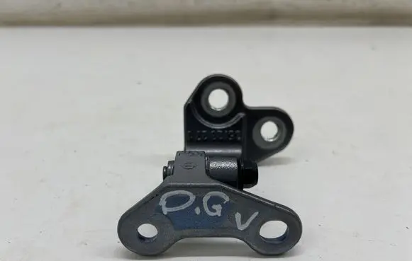 Nissan X-Trail T33 Rear door upper hinge