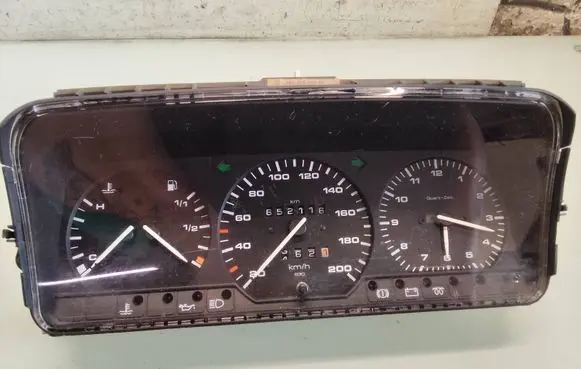 Volkswagen Transporter - Caravelle T4 Speedometer (instrument cluster) 701919033DK 701919059AC 81117657