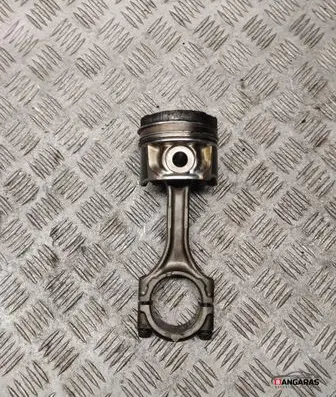 Toyota Corolla Verso AR10 Piston with connecting rod 