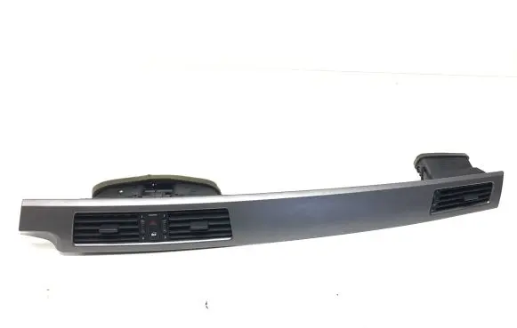 BMW 5 E60 E61 Dash center air vent grill 05114002