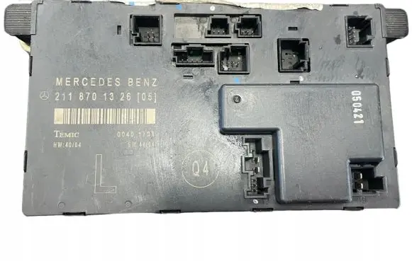 Mercedes-Benz E W211 Door control unit/module 2118701326