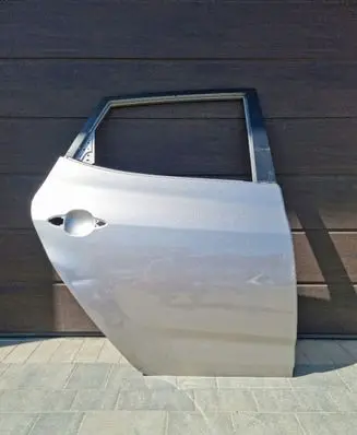 Hyundai ix20 Rear door