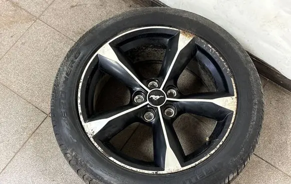 Ford Mustang VI R18 alloy rim 