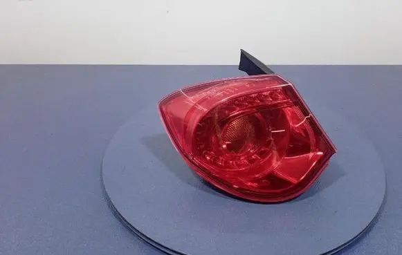 Alfa Romeo Giulietta Rear/tail lights 0050513613