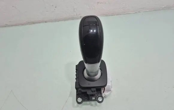 Alfa Romeo Stelvio Gear shifter/selector 1561325970