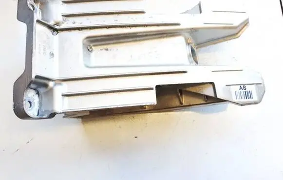 KIA EV6 Engine mounting bracket