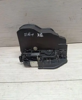 BMW 5 E60 E61 Rear door lock 7229459 A053702