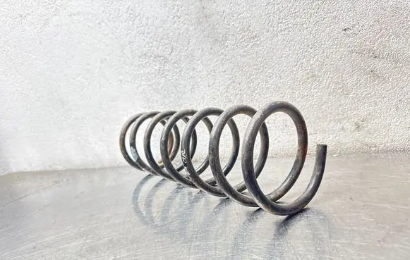 Opel Frontera B Rear coil spring