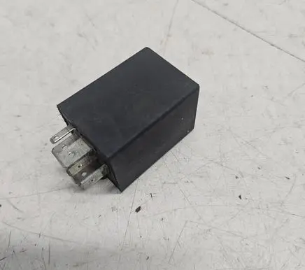 Audi A4 S4 B6 8E 8H Other relay P200181