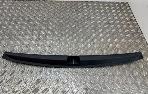 Dacia Duster II Trunk/boot sill cover protection 849930170R