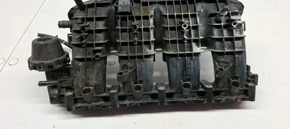 Audi Q5 SQ5 Intake manifold 06L133201