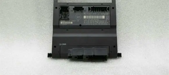 Mercedes-Benz S W221 Seat control module A2218702286