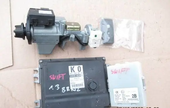 Suzuki Swift I Engine control unit/module 3392062J01 MB1123000382 062J0