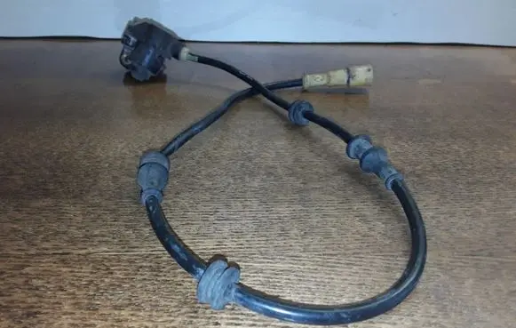 Opel Vectra B ABS brake wheel speed sensor