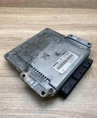 Renault Scenic I Engine control unit/module ECU HOM8200039569 0281001934