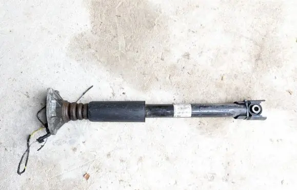 BMW X1 F48 F49 Rear shock absorber/damper 6869231 6867478