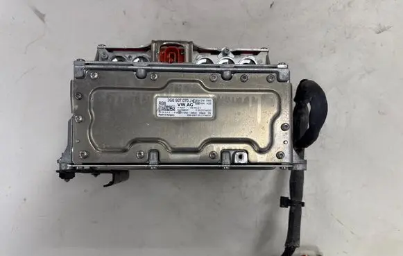 Volkswagen PASSAT B8 Hybrid / electric car battery 3G0907070J 043750802F 2217340297