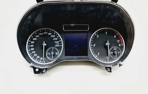 Mercedes-Benz B W246 W242 Speedometer (instrument cluster) A2469002007 0263681341