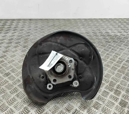 Audi Q7 4M Rear wheel hub 4M0505432Q