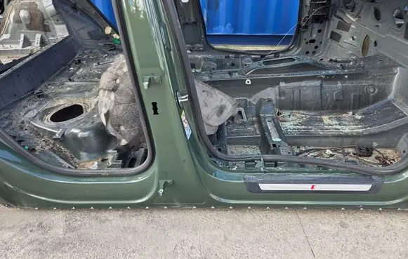 Audi Q5 SQ5 FY Sill 000000066