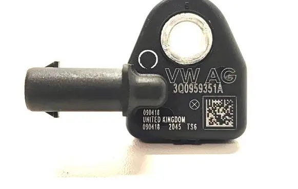 Passenger airbag on/off switch