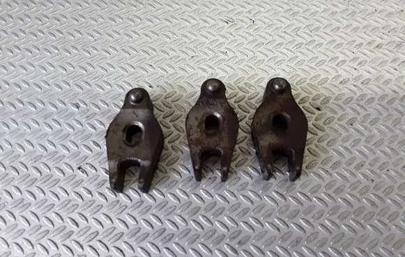 Ford Focus Fuel Injector clamp holder
