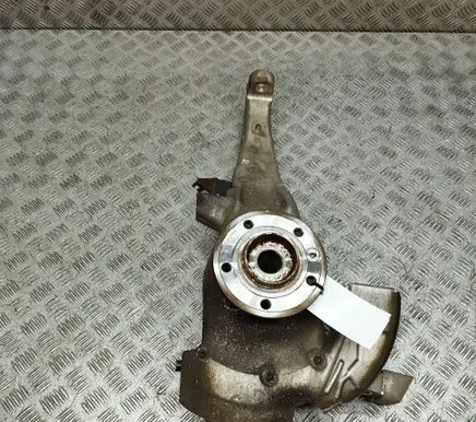 Land Rover Range Rover Sport L461 Front wheel hub M8E23K185AE LR154192