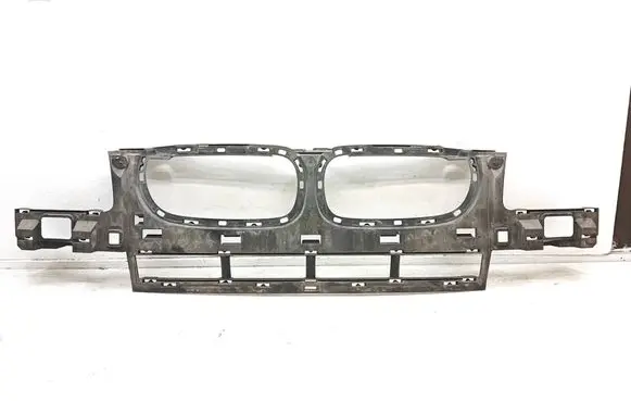BMW X3 E83 Front bumper mounting bracket 3400898 12125313