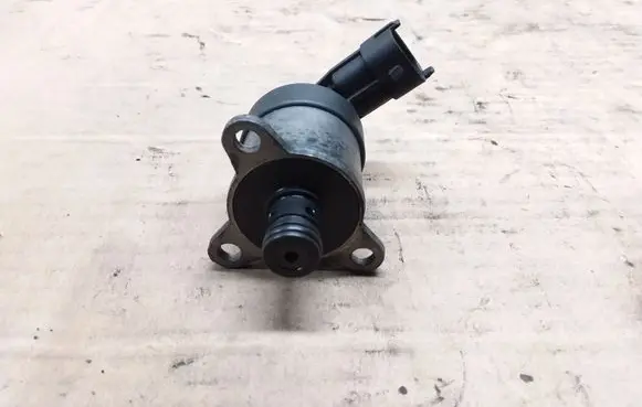 Fuel pressure sensor