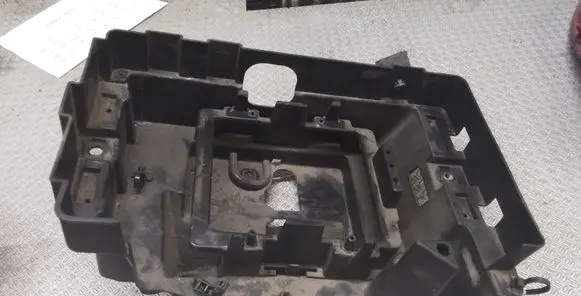 Opel Meriva B Battery tray 13312806