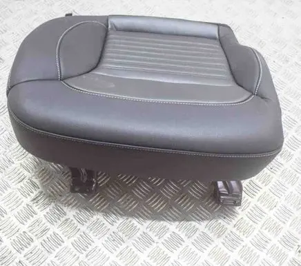 Mercedes-Benz GLE (W166 - C292) Rear seat 