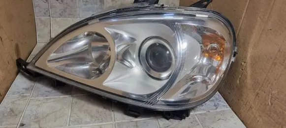 Mercedes-Benz ML W163 Headlight/headlamp 22315500