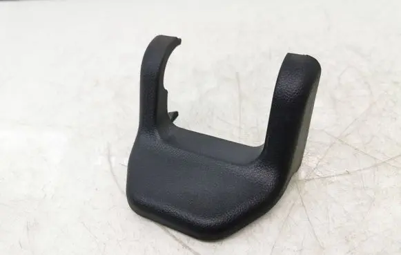 Honda CR-V Front passenger seat rail trim 82196swa