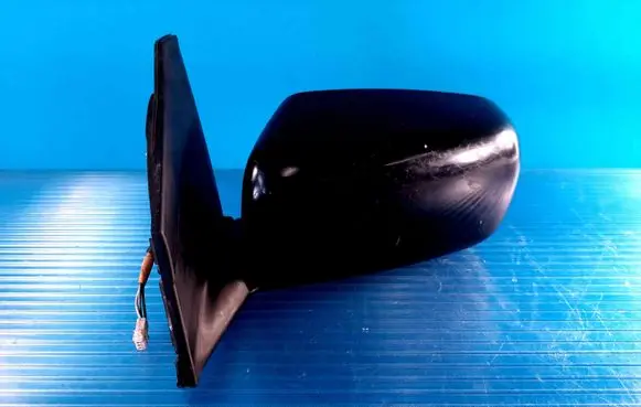 Mitsubishi Lancer X Front door electric wing mirror 010496 010838