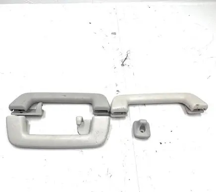 Ford Fusion II A set of handles for the ceiling DS73A045B14