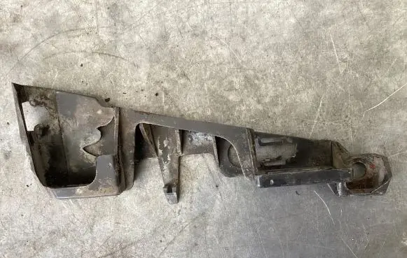 Citroen C4 I Front bumper mounting bracket 9652507280