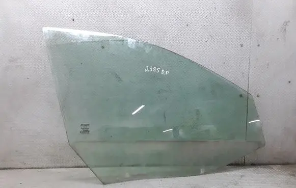 Fiat Stilo Front door window glass four-door
