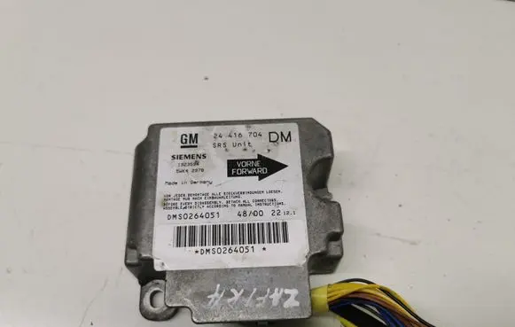 Opel Zafira A Airbag control unit/module 24416704