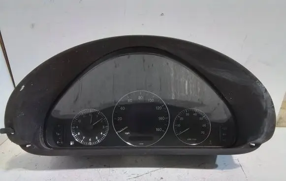 Mercedes-Benz CLK A209 C209 Speedometer (instrument cluster) A2095400211 110080140003