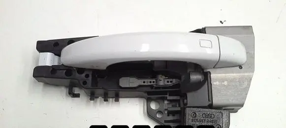 Audi A1 Front door exterior handle 8T1837885B