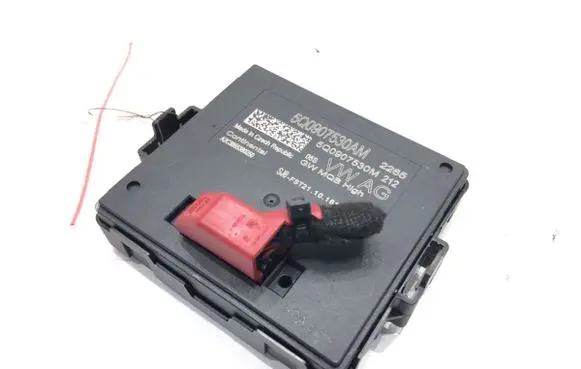 Volkswagen Golf VII Gateway control module 5Q0907530AM