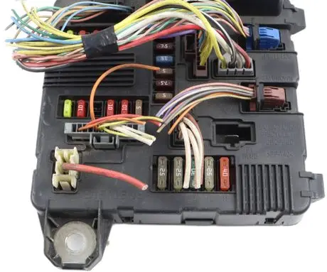 Renault Scenic II - Grand scenic II Fuse module 8200306032C S118399200F