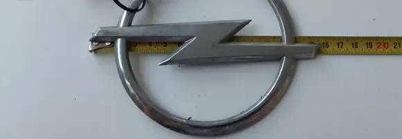 Opel Zafira A Manufacturer badge logo/emblem 24548