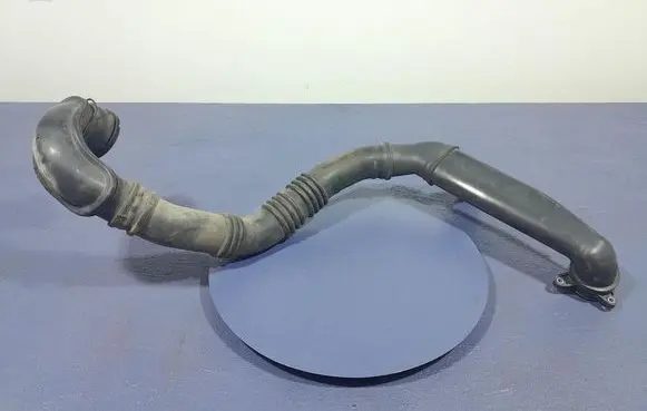 Opel Astra J Air intake hose/pipe 13265282