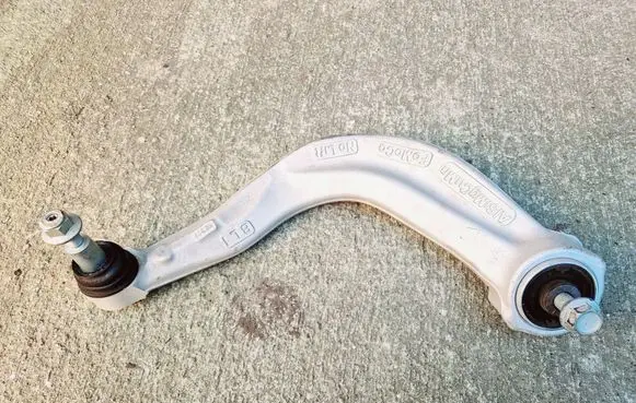 Ford Explorer VI Front lower control arm/wishbone 