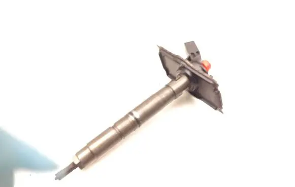 Audi Q7 4L Fuel injector 059130277AR 0445116015