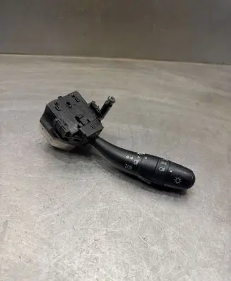 Hyundai i30 Indicator stalk 934102L031