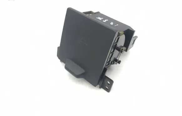 Mitsubishi Pajero Cigarette lighter front 