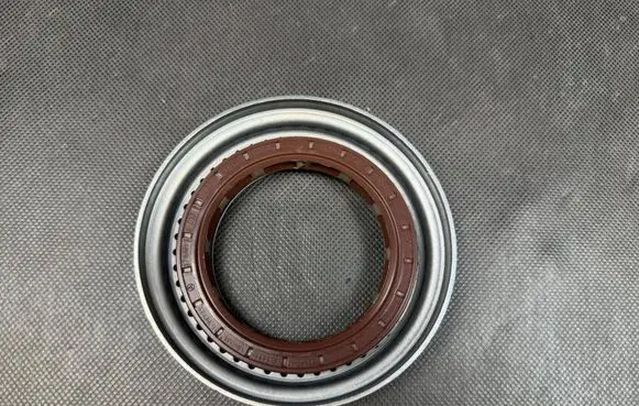 Mercedes-Benz Sprinter W906 Rear wheel hub A9068500135