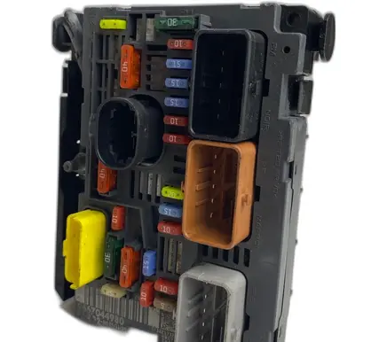 Citroen C5 Fuse box set 9667044980 R02